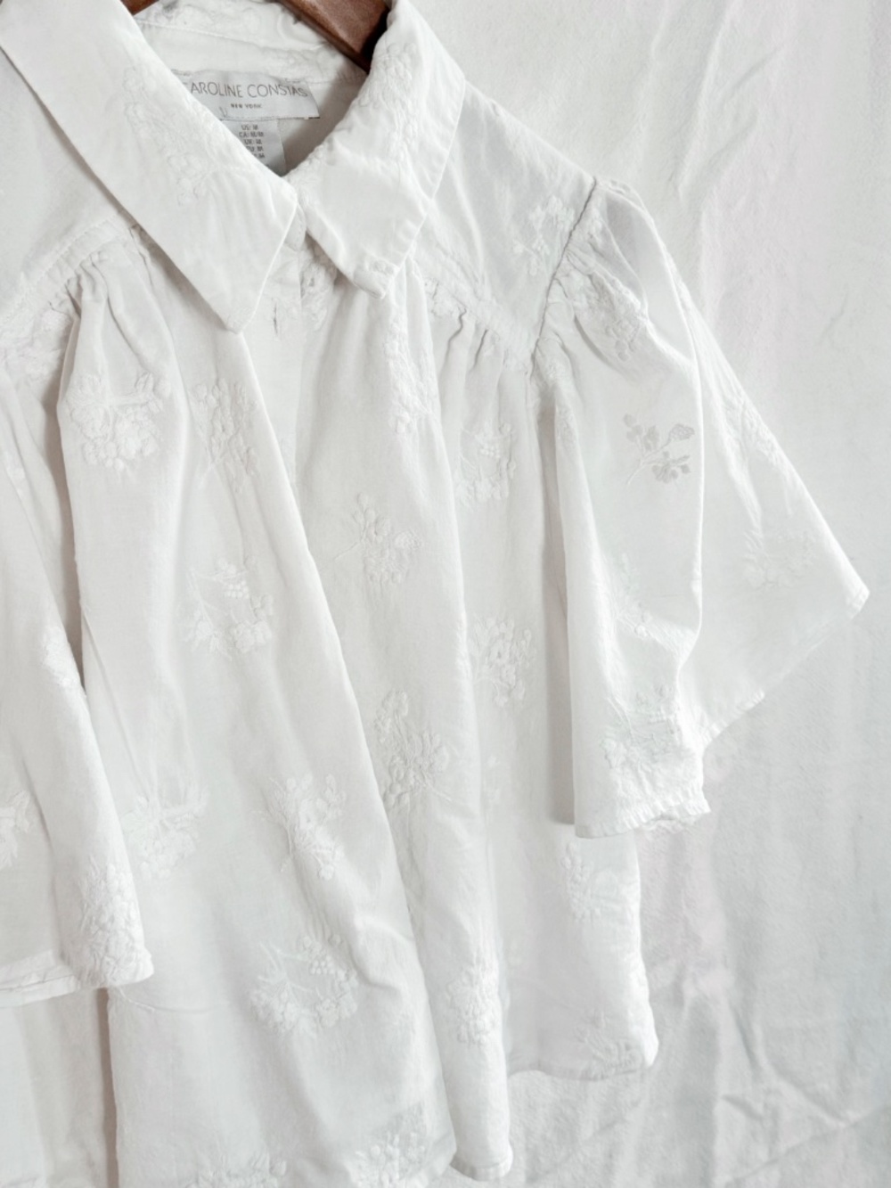 Caroline Constas - Picture 2 of 6